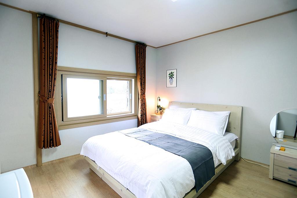 Ddobagi Pension Seogwipo Exterior photo