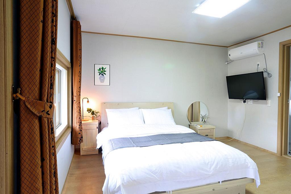 Ddobagi Pension Seogwipo Exterior photo
